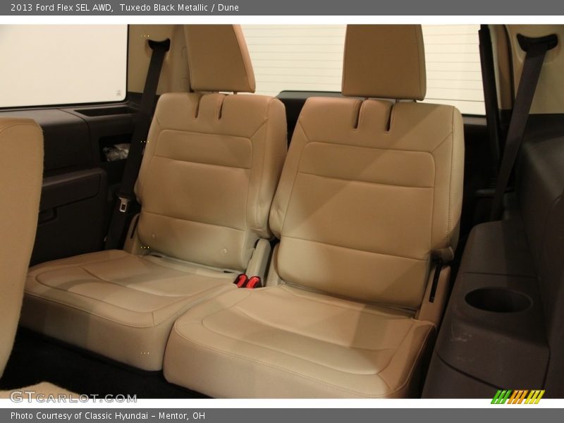Tuxedo Black Metallic / Dune 2013 Ford Flex SEL AWD