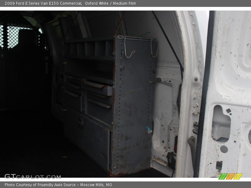 Oxford White / Medium Flint 2009 Ford E Series Van E150 Commercial
