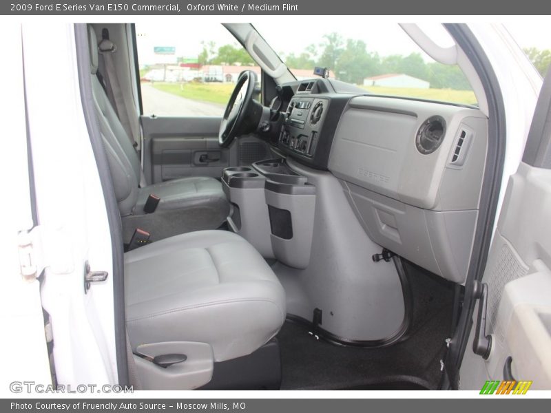 Oxford White / Medium Flint 2009 Ford E Series Van E150 Commercial