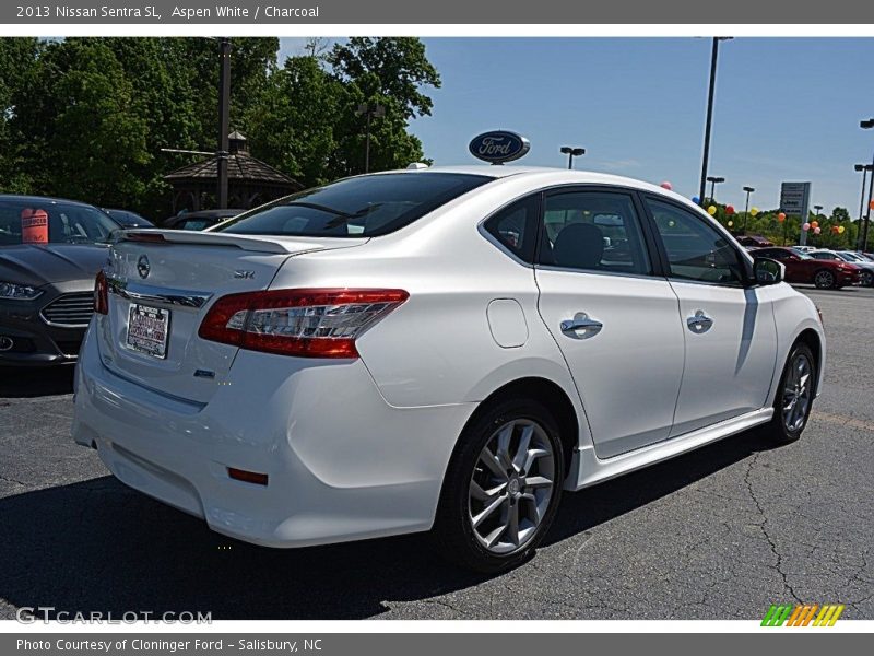Aspen White / Charcoal 2013 Nissan Sentra SL