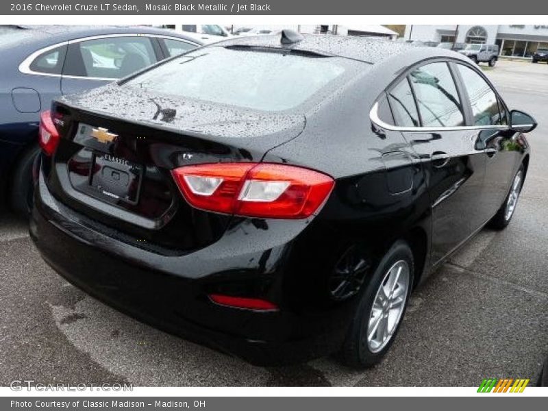 Mosaic Black Metallic / Jet Black 2016 Chevrolet Cruze LT Sedan