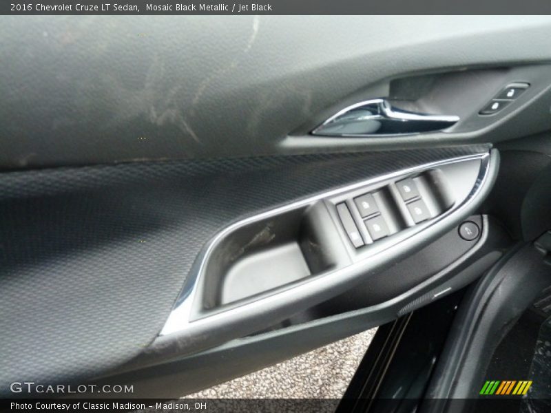 Mosaic Black Metallic / Jet Black 2016 Chevrolet Cruze LT Sedan