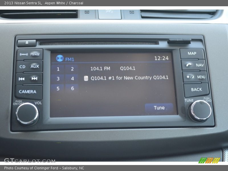 Aspen White / Charcoal 2013 Nissan Sentra SL