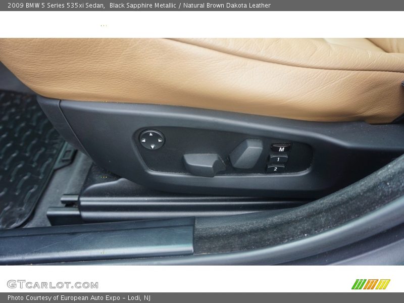 Black Sapphire Metallic / Natural Brown Dakota Leather 2009 BMW 5 Series 535xi Sedan