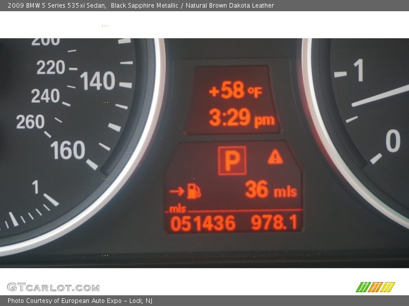 Black Sapphire Metallic / Natural Brown Dakota Leather 2009 BMW 5 Series 535xi Sedan
