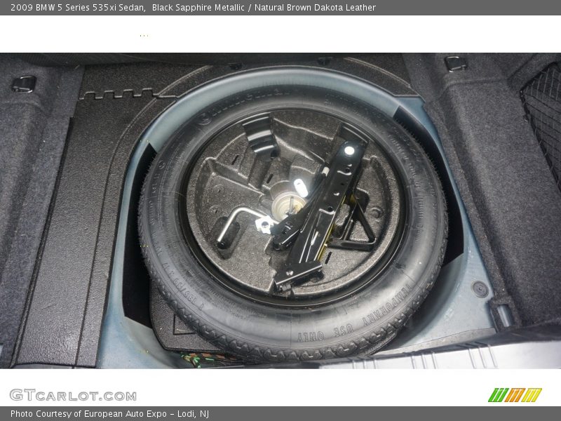 Black Sapphire Metallic / Natural Brown Dakota Leather 2009 BMW 5 Series 535xi Sedan