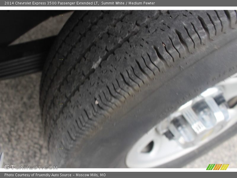 Summit White / Medium Pewter 2014 Chevrolet Express 3500 Passenger Extended LT