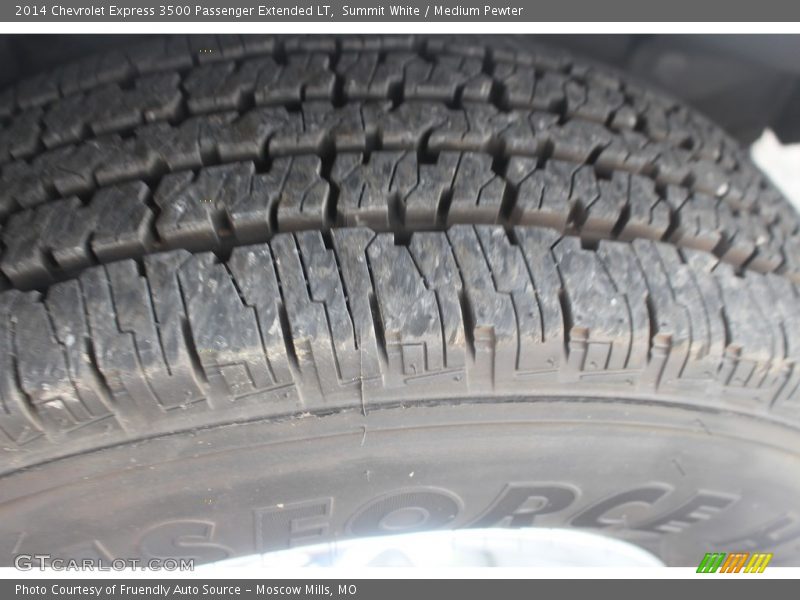 Summit White / Medium Pewter 2014 Chevrolet Express 3500 Passenger Extended LT