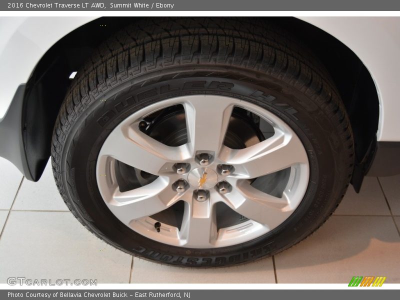 Summit White / Ebony 2016 Chevrolet Traverse LT AWD