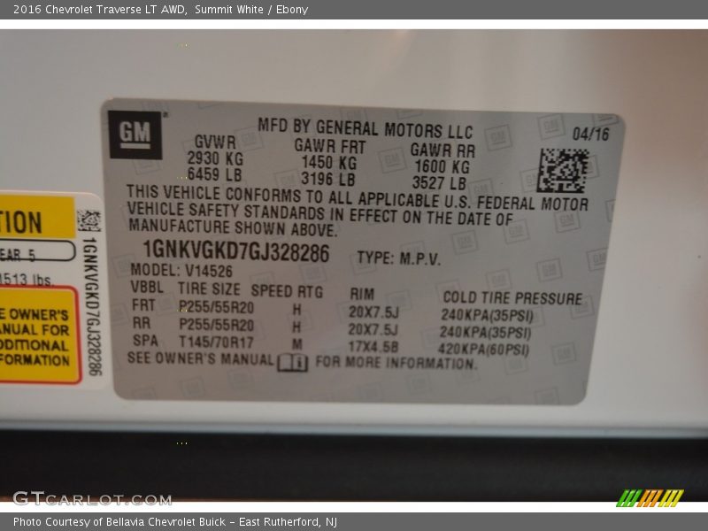 Summit White / Ebony 2016 Chevrolet Traverse LT AWD