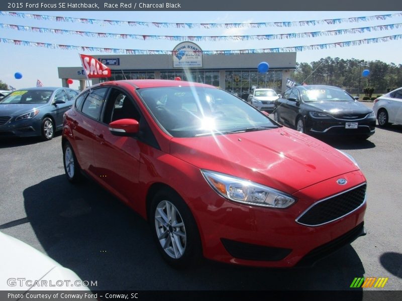 Race Red / Charcoal Black 2015 Ford Focus SE Hatchback