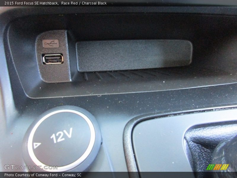 Race Red / Charcoal Black 2015 Ford Focus SE Hatchback