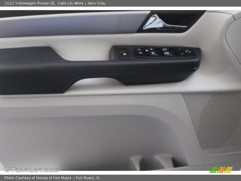 Calla Lily White / Aero Gray 2012 Volkswagen Routan SE