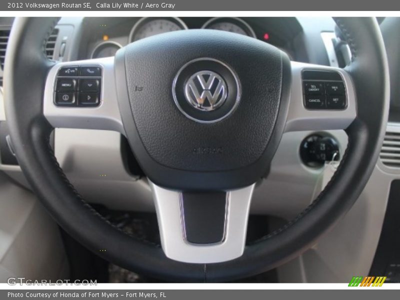 Calla Lily White / Aero Gray 2012 Volkswagen Routan SE