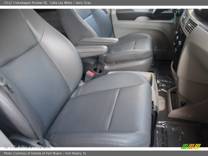 Calla Lily White / Aero Gray 2012 Volkswagen Routan SE