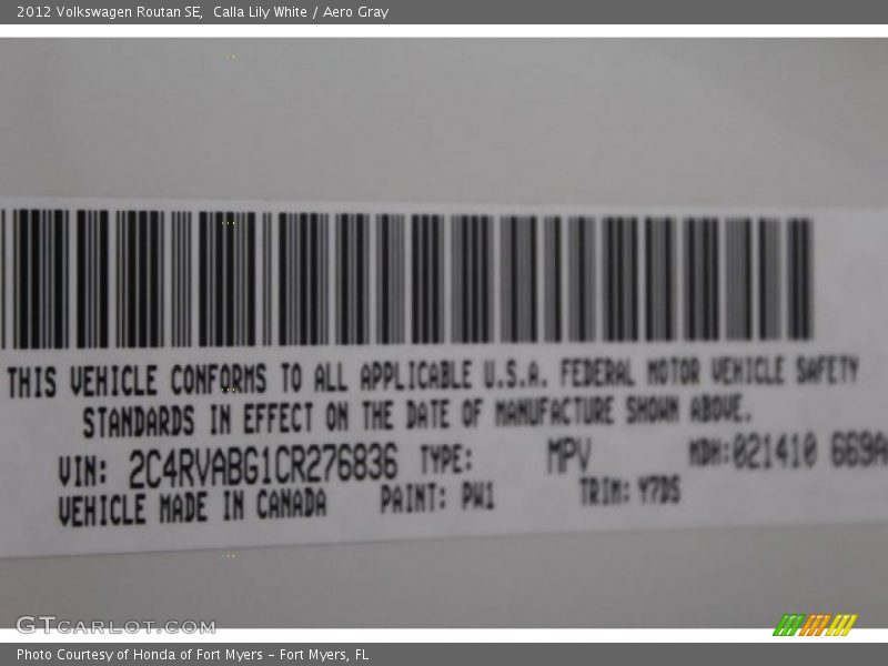 Calla Lily White / Aero Gray 2012 Volkswagen Routan SE