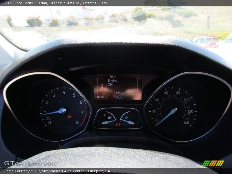 Magnetic Metallic / Charcoal Black 2015 Ford Focus S Sedan