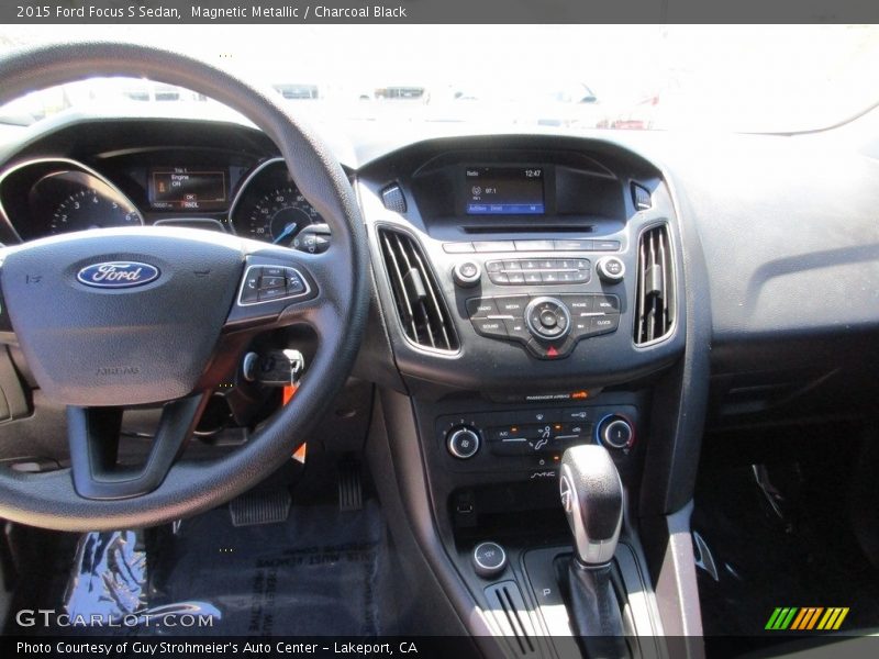 Magnetic Metallic / Charcoal Black 2015 Ford Focus S Sedan