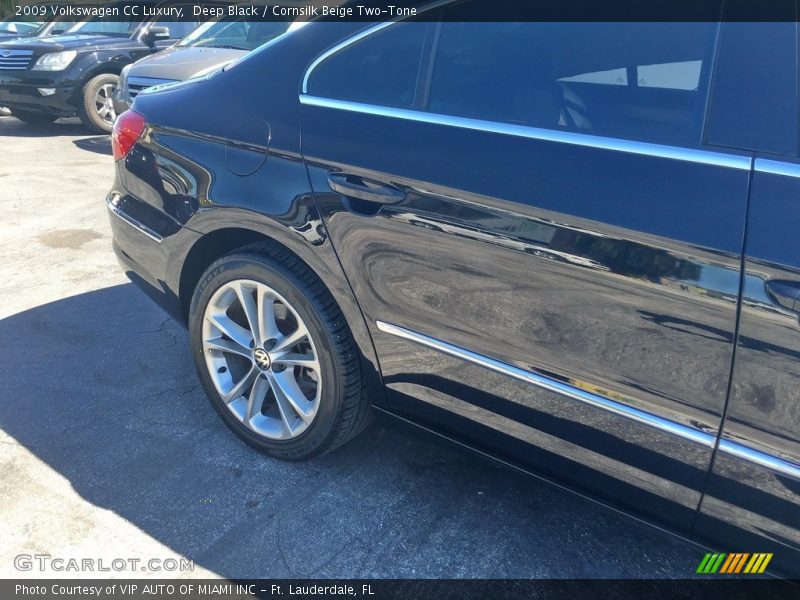 Deep Black / Cornsilk Beige Two-Tone 2009 Volkswagen CC Luxury