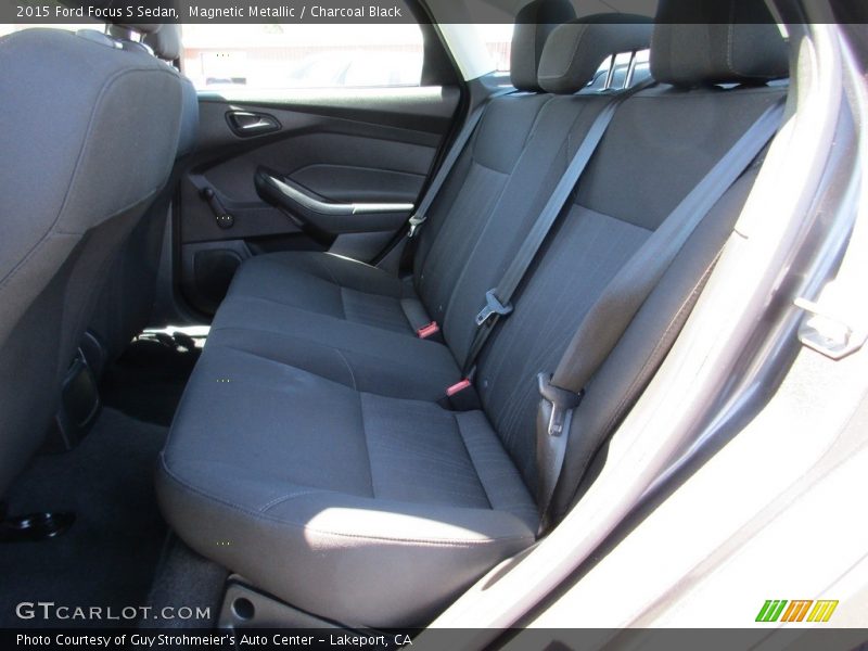 Magnetic Metallic / Charcoal Black 2015 Ford Focus S Sedan