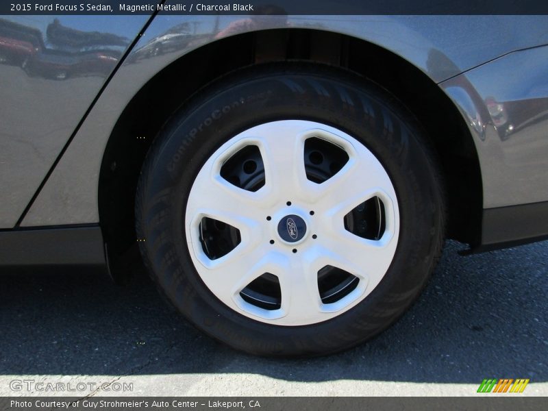 Magnetic Metallic / Charcoal Black 2015 Ford Focus S Sedan