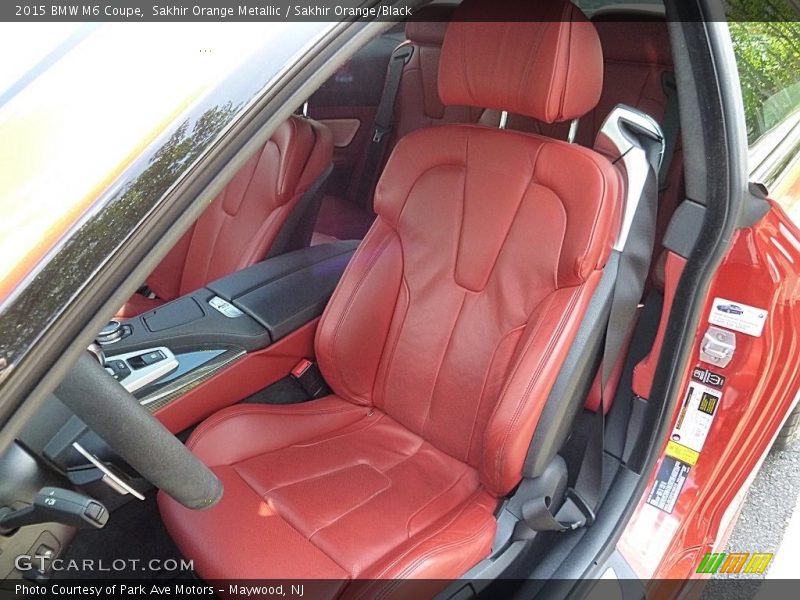 Front Seat of 2015 M6 Coupe