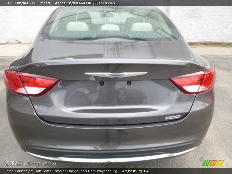 Granite Crystal Metallic / Black/Linen 2015 Chrysler 200 Limited