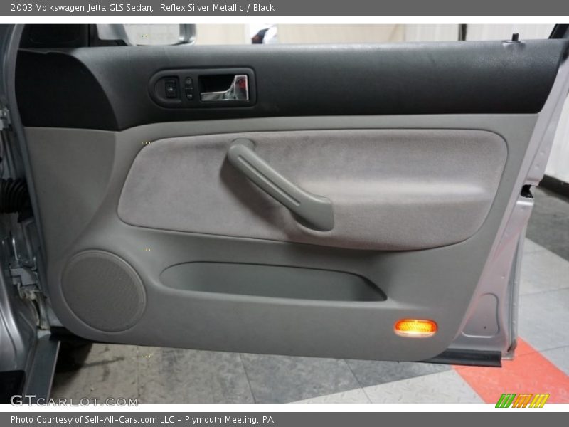 Reflex Silver Metallic / Black 2003 Volkswagen Jetta GLS Sedan