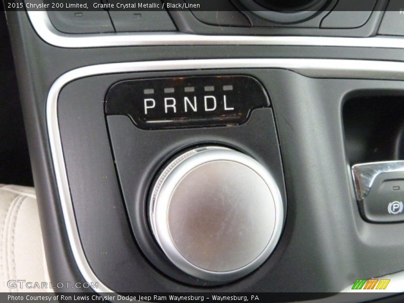 Granite Crystal Metallic / Black/Linen 2015 Chrysler 200 Limited