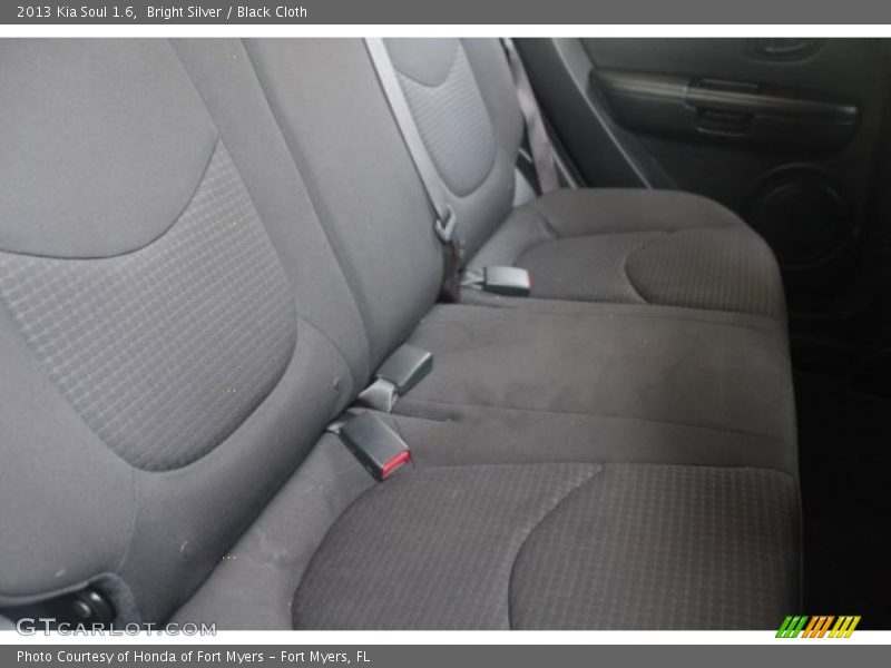 Bright Silver / Black Cloth 2013 Kia Soul 1.6
