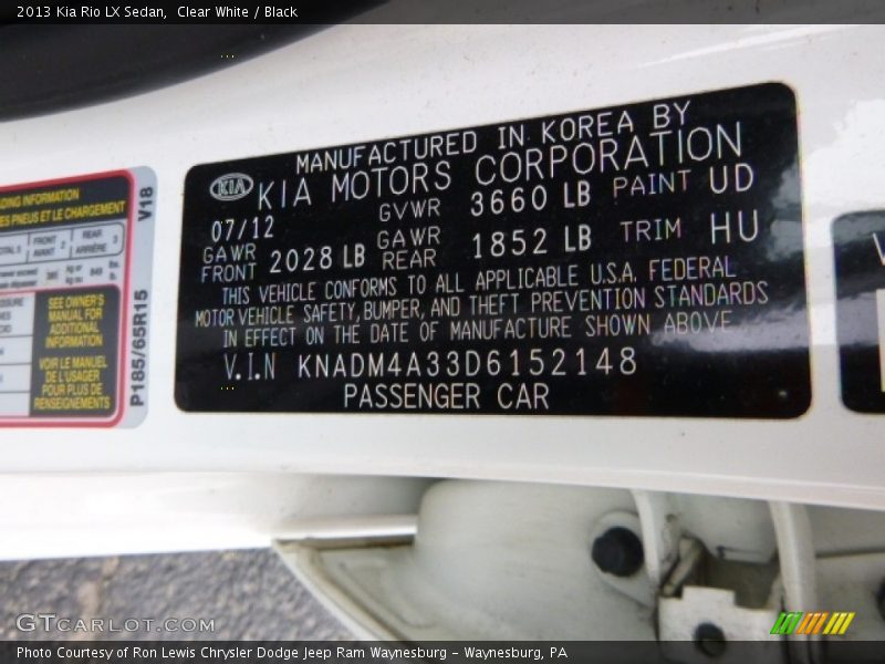 Clear White / Black 2013 Kia Rio LX Sedan