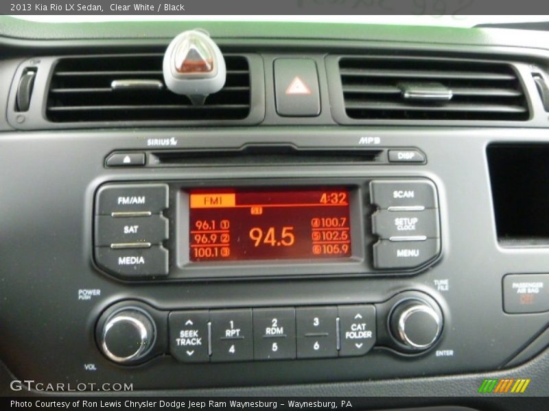 Clear White / Black 2013 Kia Rio LX Sedan