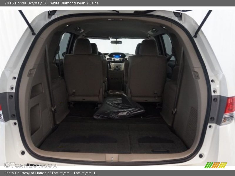White Diamond Pearl / Beige 2016 Honda Odyssey LX