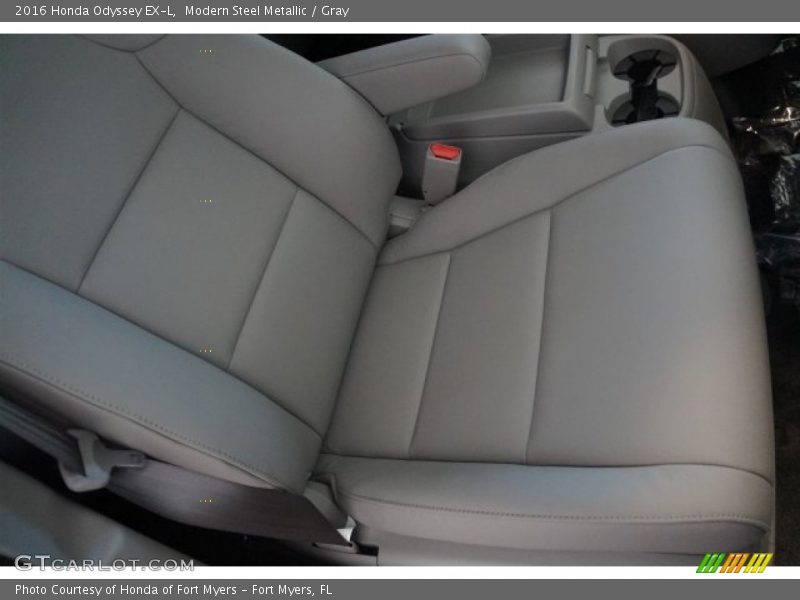 Modern Steel Metallic / Gray 2016 Honda Odyssey EX-L