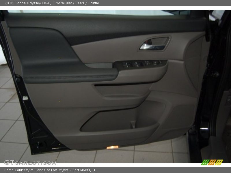 Crystal Black Pearl / Truffle 2016 Honda Odyssey EX-L
