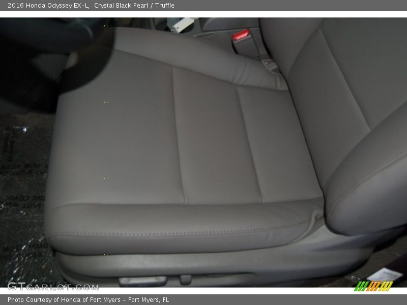 Crystal Black Pearl / Truffle 2016 Honda Odyssey EX-L