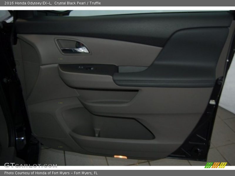 Crystal Black Pearl / Truffle 2016 Honda Odyssey EX-L