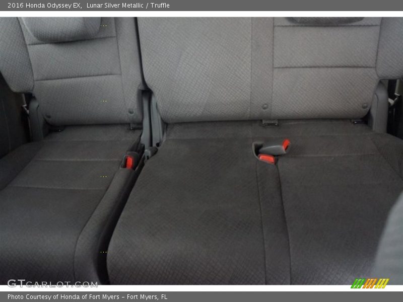 Lunar Silver Metallic / Truffle 2016 Honda Odyssey EX