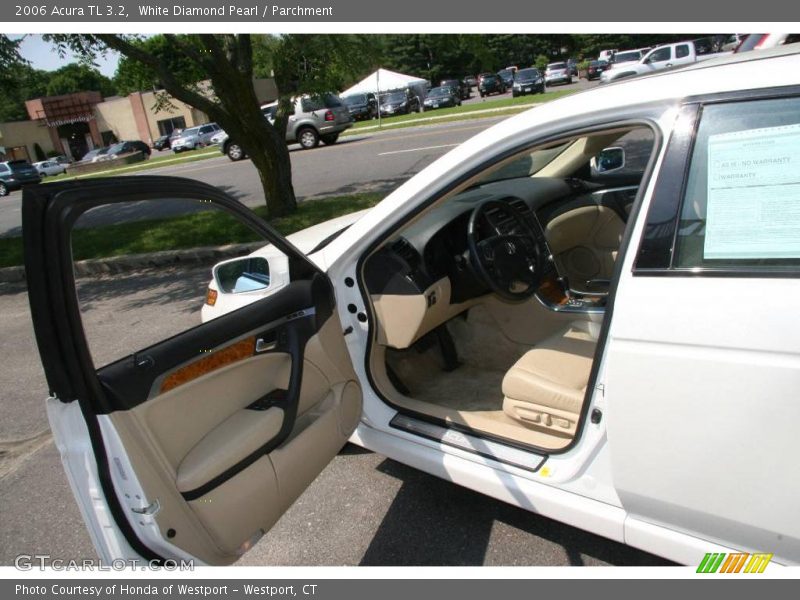 White Diamond Pearl / Parchment 2006 Acura TL 3.2