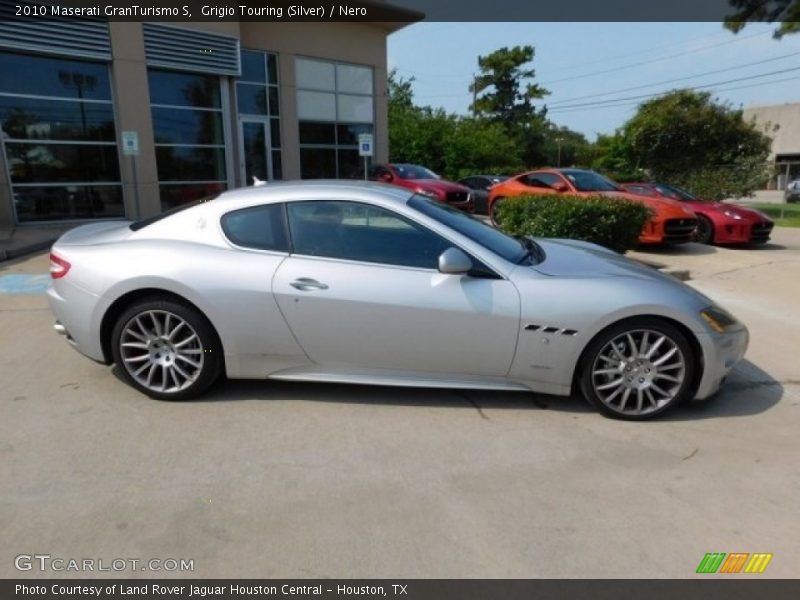 Grigio Touring (Silver) / Nero 2010 Maserati GranTurismo S