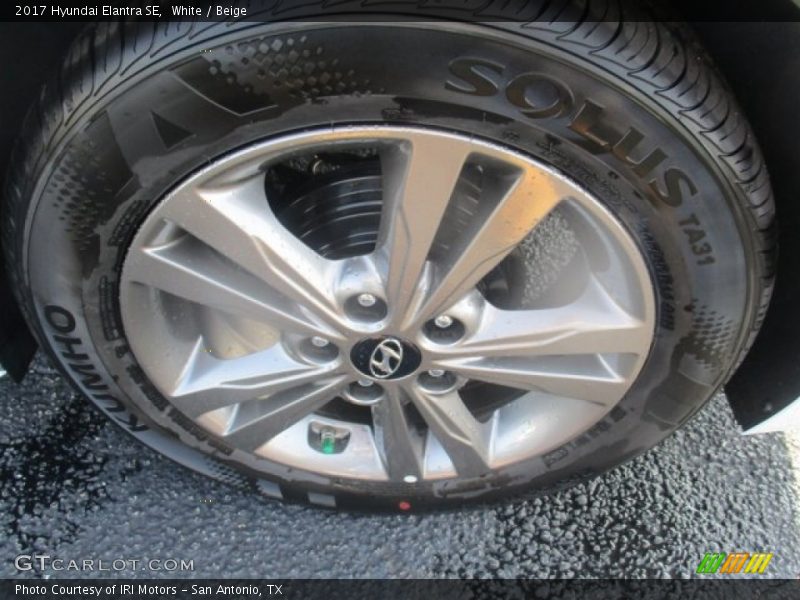 White / Beige 2017 Hyundai Elantra SE