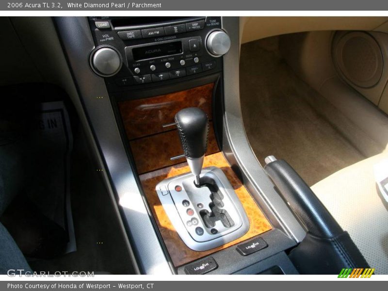 White Diamond Pearl / Parchment 2006 Acura TL 3.2