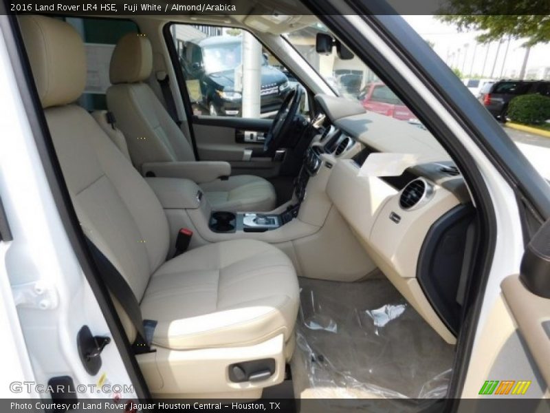 Fuji White / Almond/Arabica 2016 Land Rover LR4 HSE
