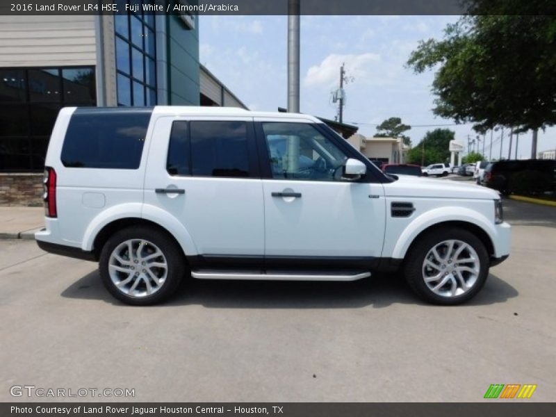 Fuji White / Almond/Arabica 2016 Land Rover LR4 HSE