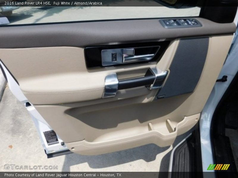 Fuji White / Almond/Arabica 2016 Land Rover LR4 HSE