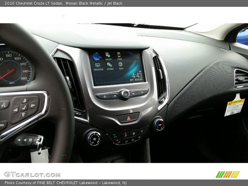 Mosaic Black Metallic / Jet Black 2016 Chevrolet Cruze LT Sedan