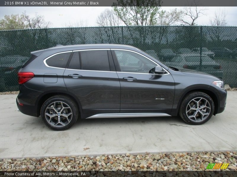 Mineral Grey Metallic / Black 2016 BMW X1 xDrive28i