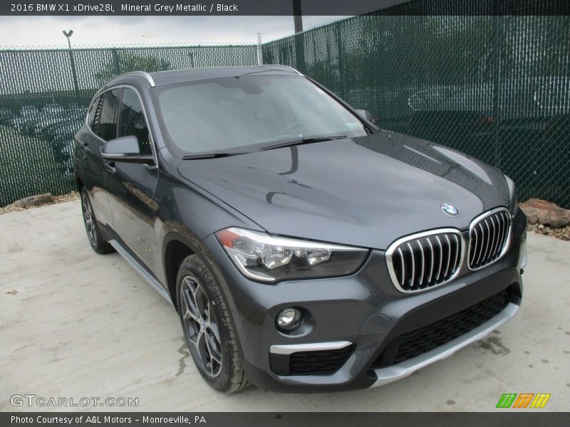 Mineral Grey Metallic / Black 2016 BMW X1 xDrive28i