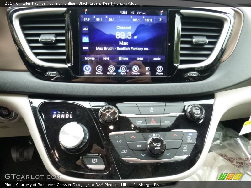 Brilliant Black Crystal Pearl / Black/Alloy 2017 Chrysler Pacifica Touring