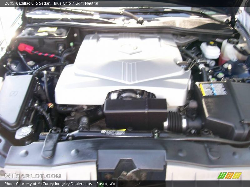 Blue Chip / Light Neutral 2005 Cadillac CTS Sedan